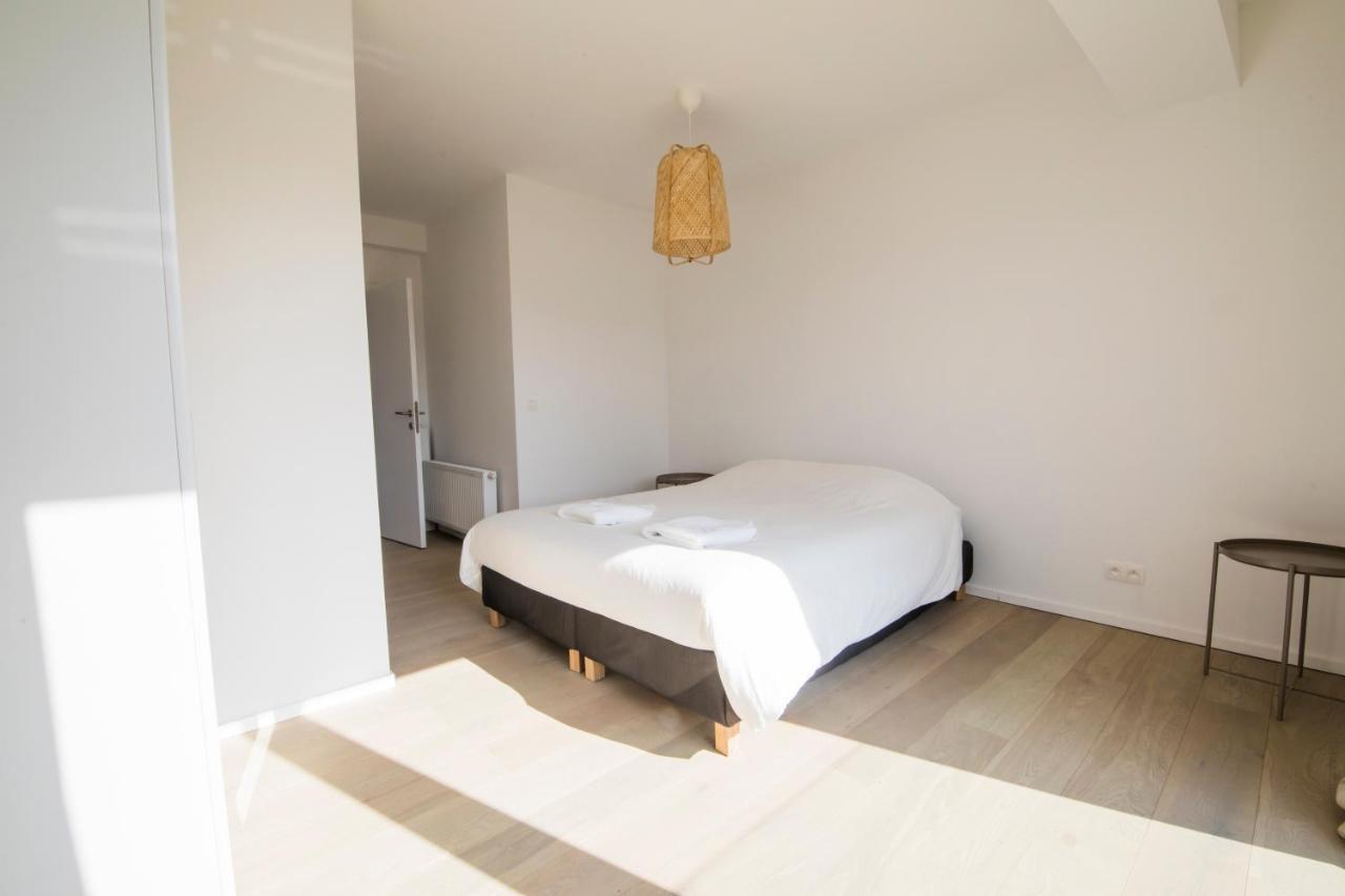 Bed and Breakfast Travelease - Midi Anderlecht Екстер'єр фото
