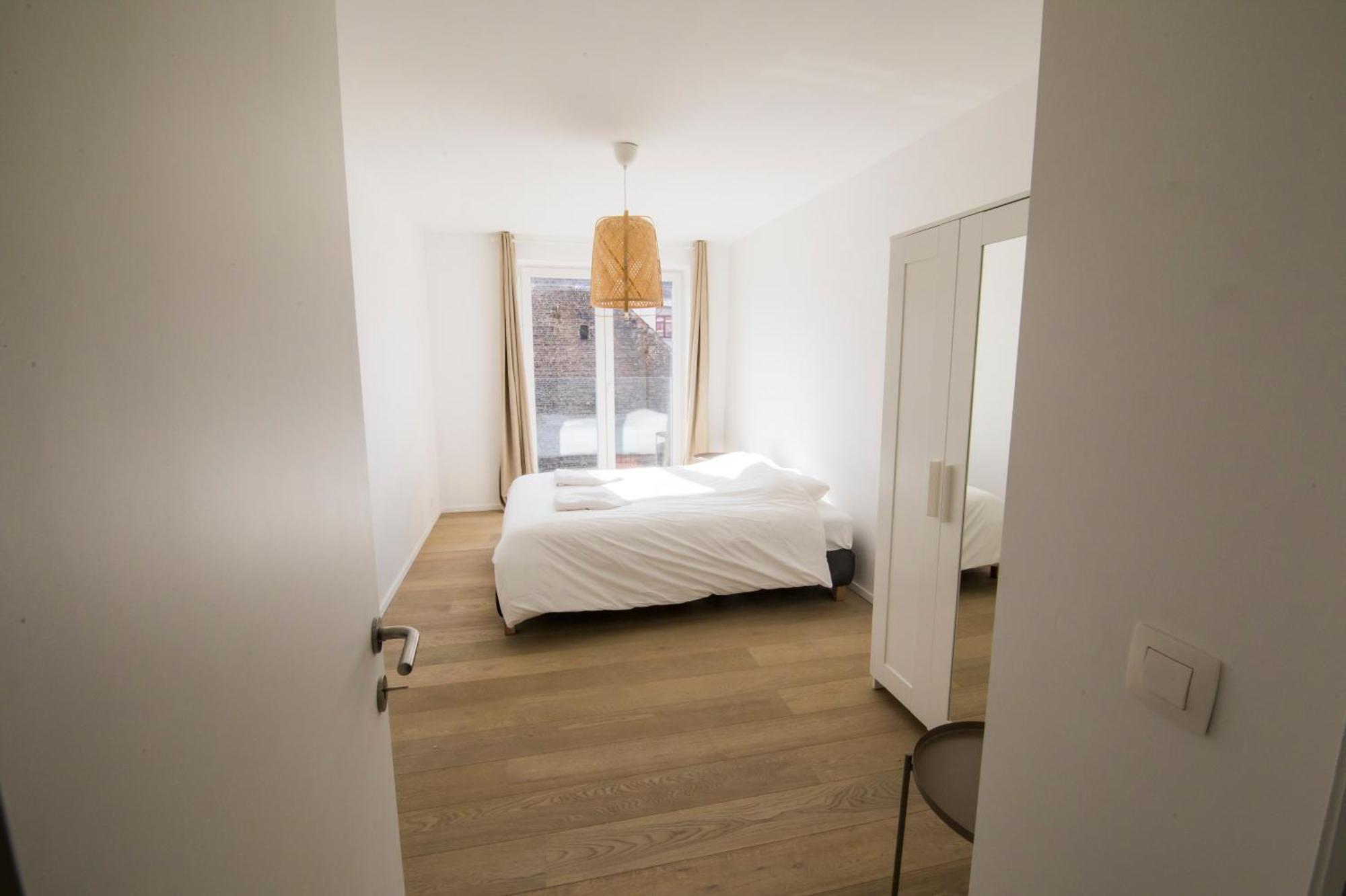 Bed and Breakfast Travelease - Midi Anderlecht Екстер'єр фото
