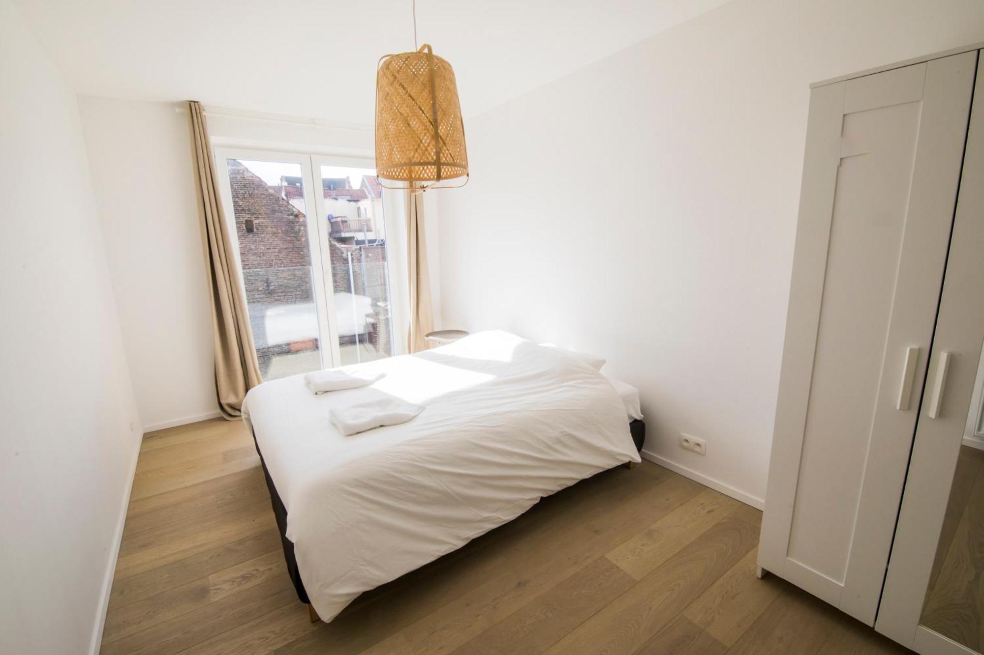 Bed and Breakfast Travelease - Midi Anderlecht Екстер'єр фото