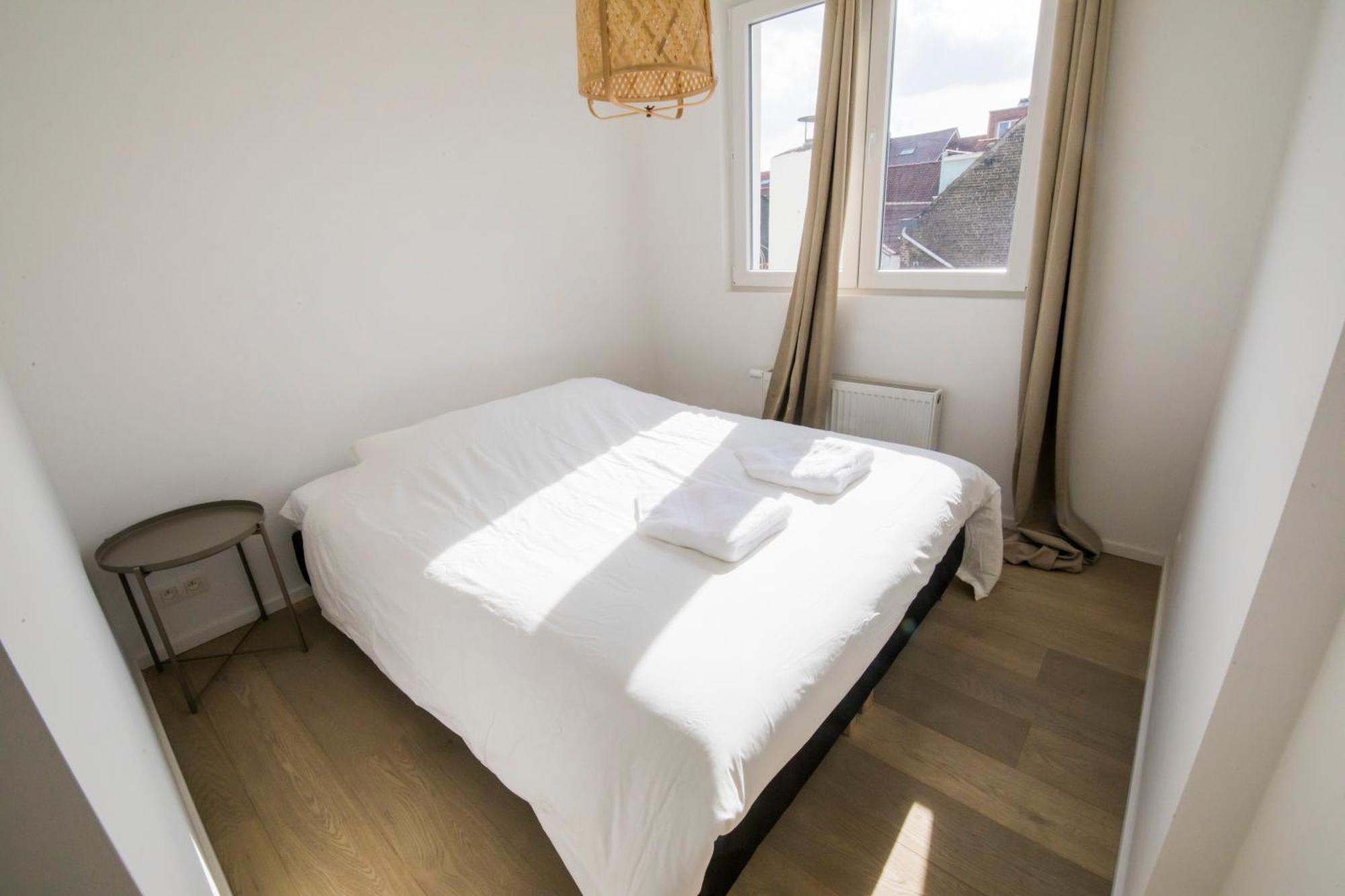 Bed and Breakfast Travelease - Midi Anderlecht Екстер'єр фото