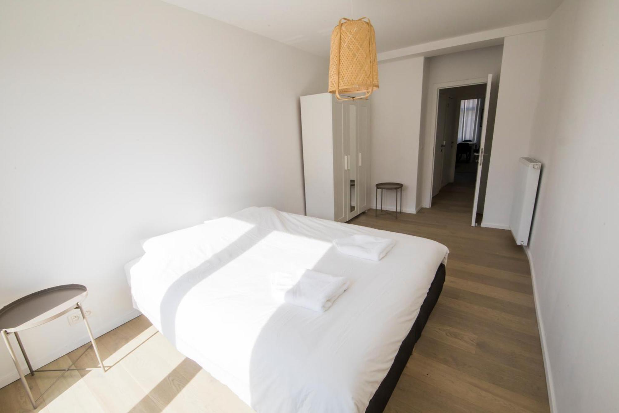 Bed and Breakfast Travelease - Midi Anderlecht Екстер'єр фото