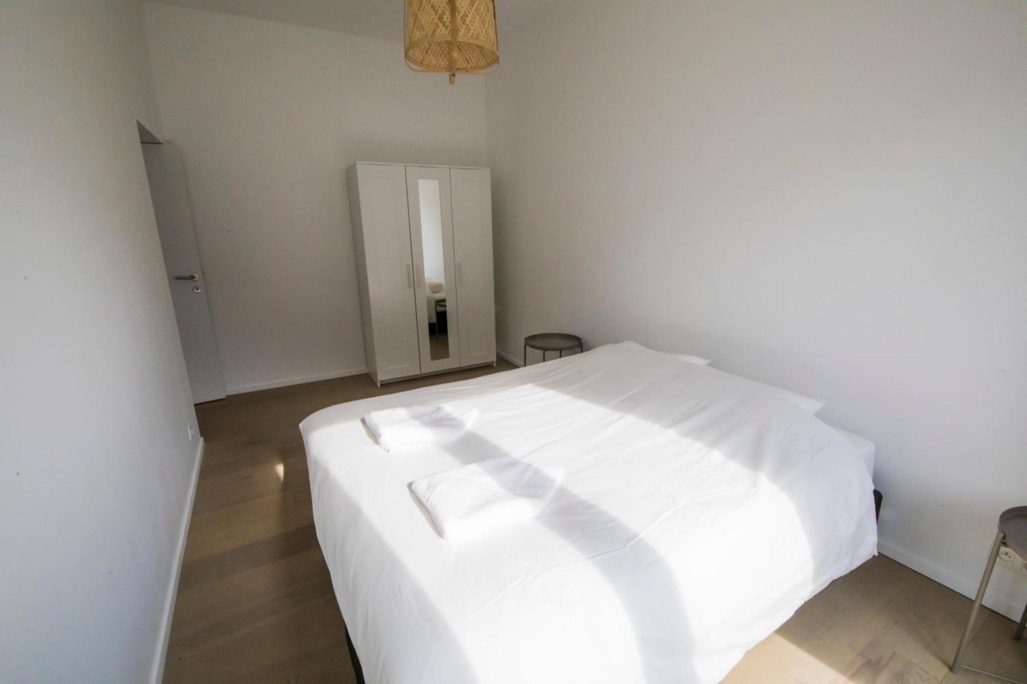 Bed and Breakfast Travelease - Midi Anderlecht Екстер'єр фото