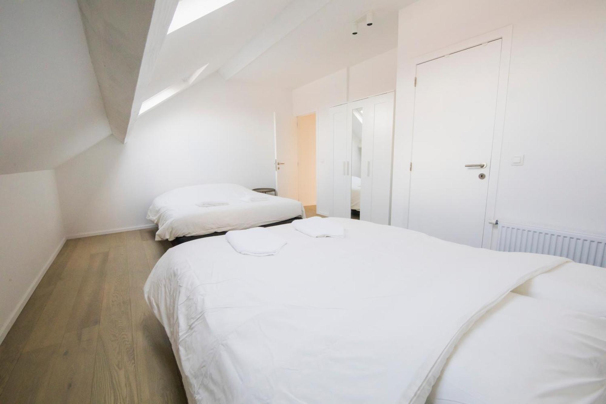 Bed and Breakfast Travelease - Midi Anderlecht Екстер'єр фото
