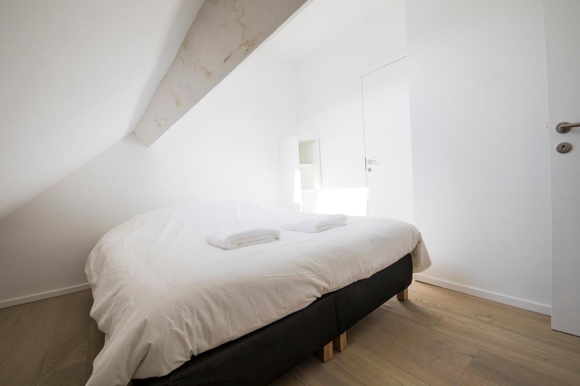 Bed and Breakfast Travelease - Midi Anderlecht Екстер'єр фото